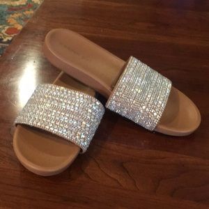 Madden Girl NWOT sparkly slides size 8